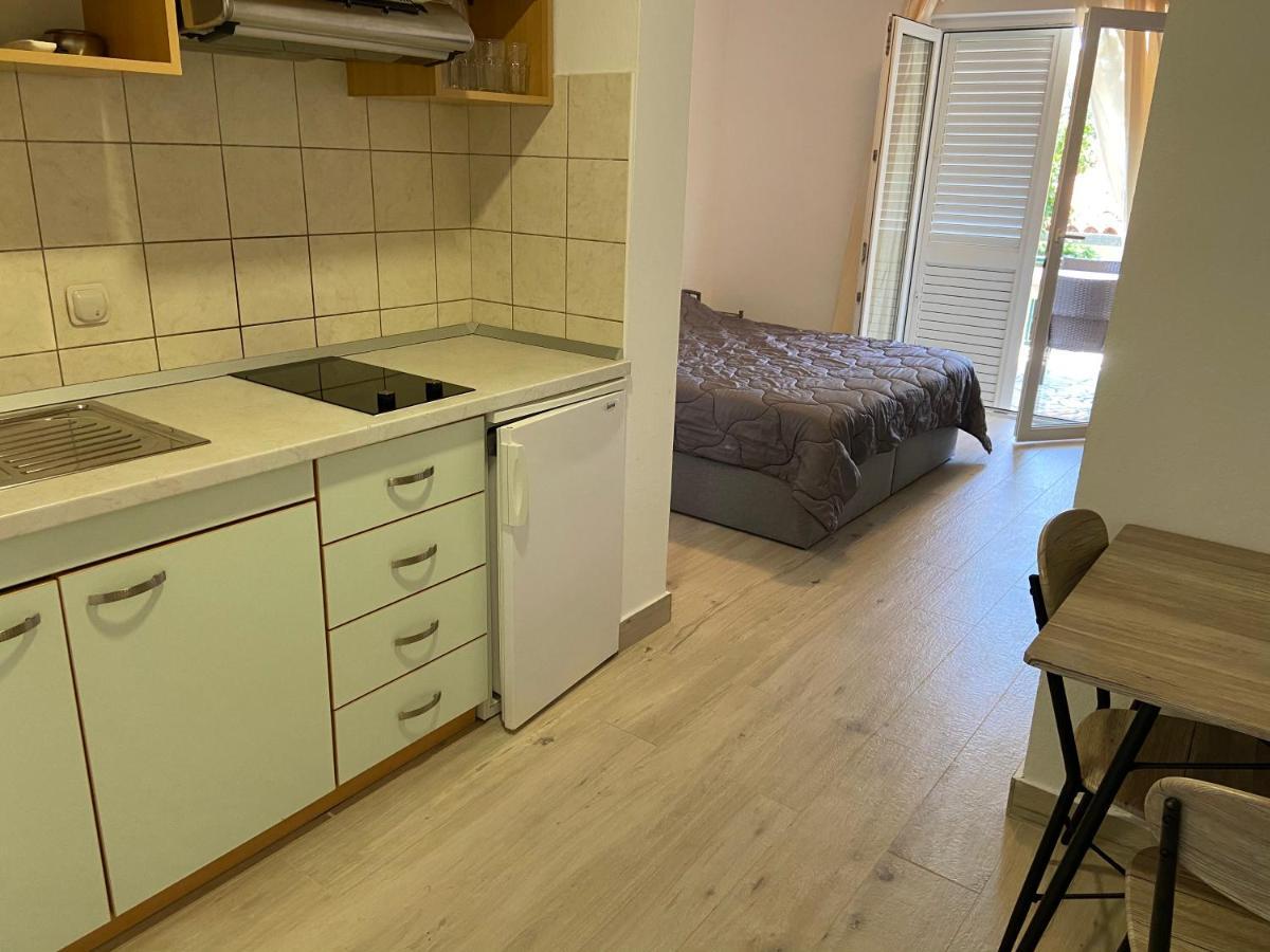 Apartmani Ortolio Viganj Exterior foto