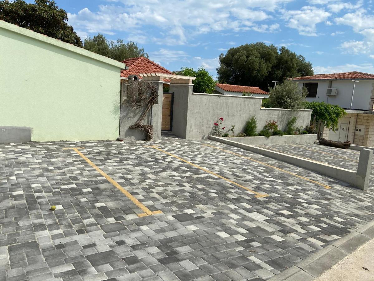 Apartmani Ortolio Viganj Exterior foto