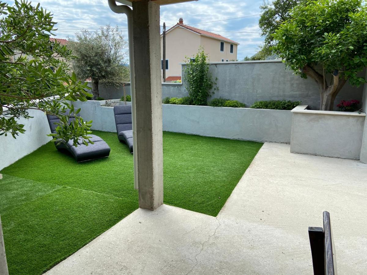 Apartmani Ortolio Viganj Exterior foto