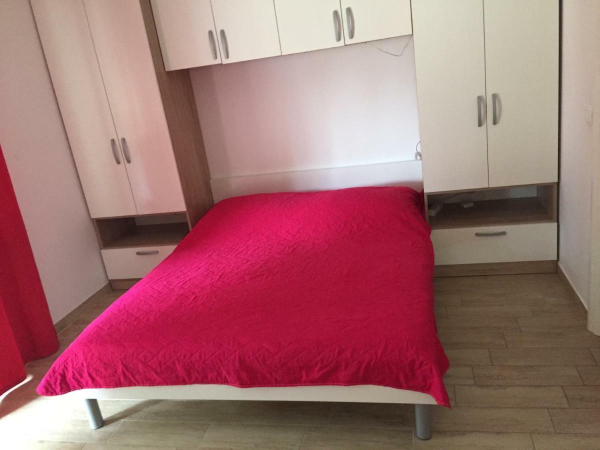 Apartmani Ortolio Viganj Exterior foto